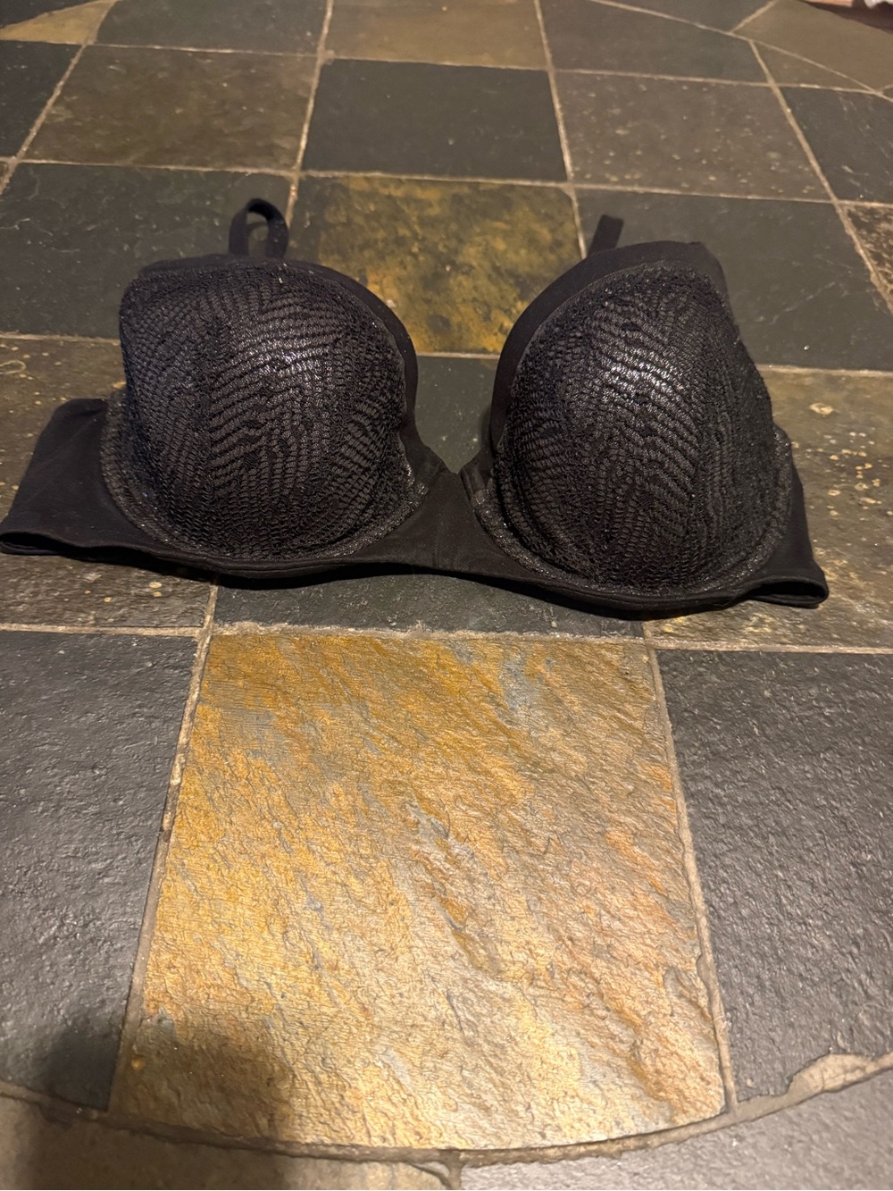 Victoria's Secret Black Lace-Textured Push-Up Bra